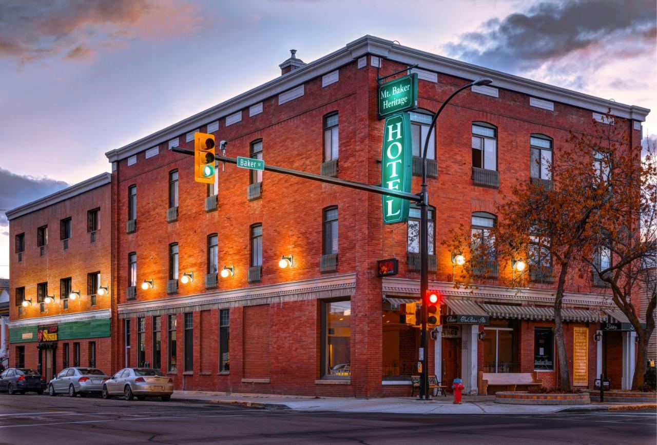 The Baker Hotel クランブルック エクステリア 写真